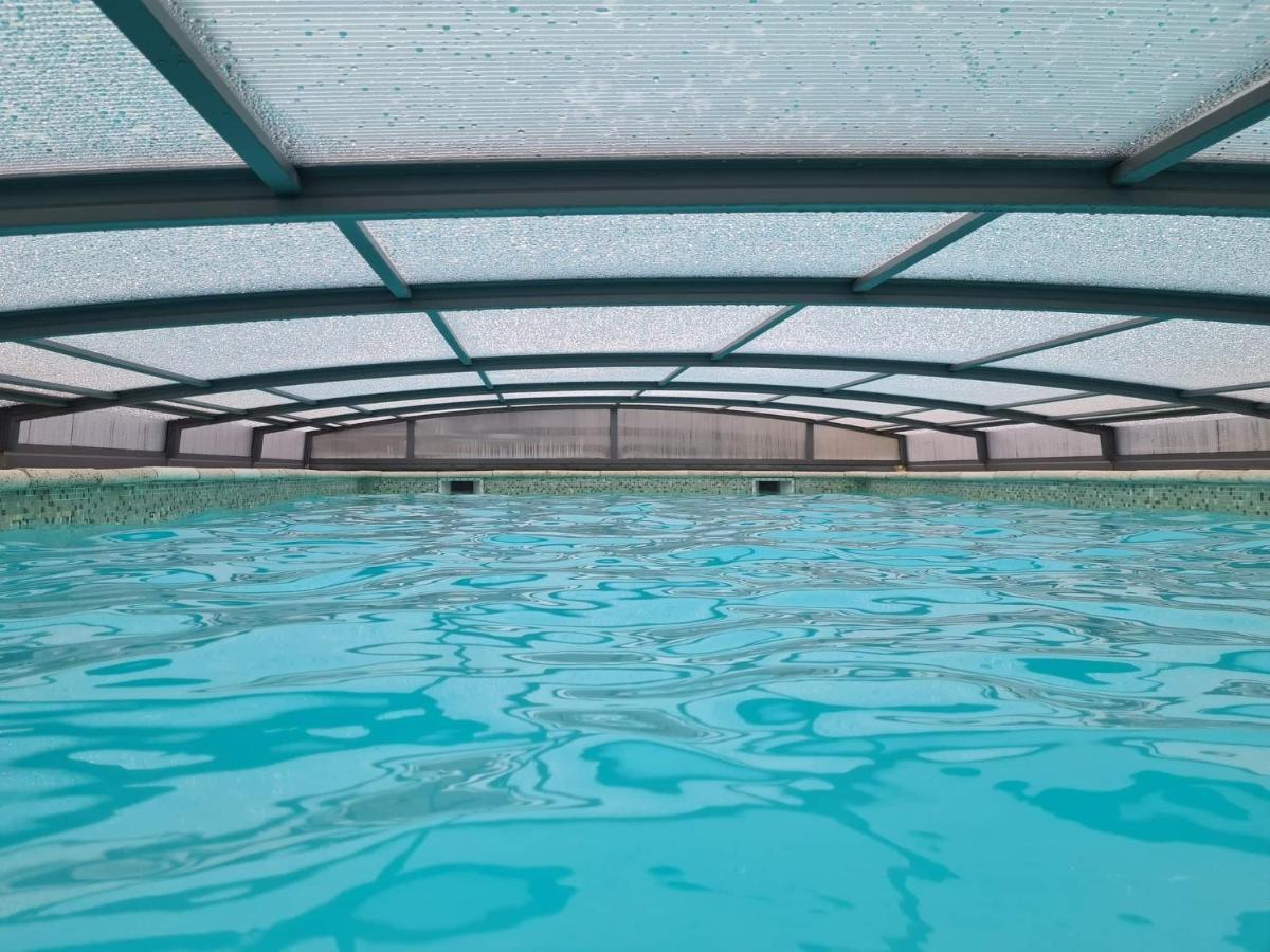 Sous Les Oliviers Hotel Tourrettes Bagian luar foto